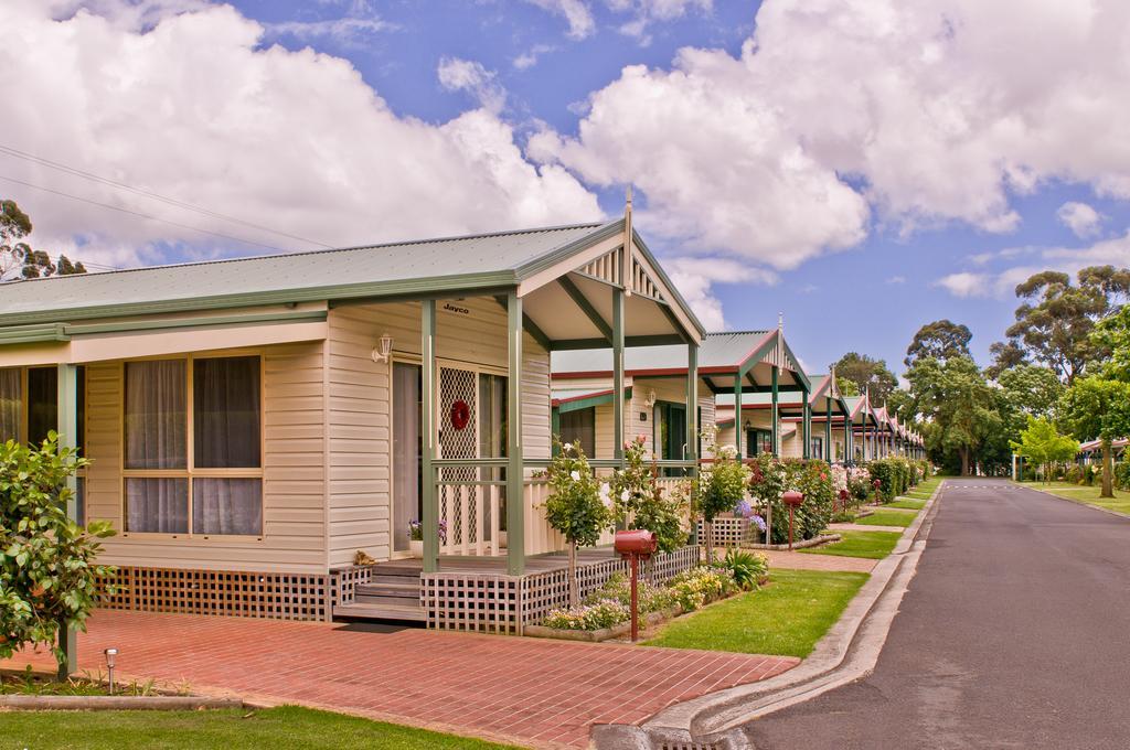 Warragul Gardens Holiday Park Bagian luar foto