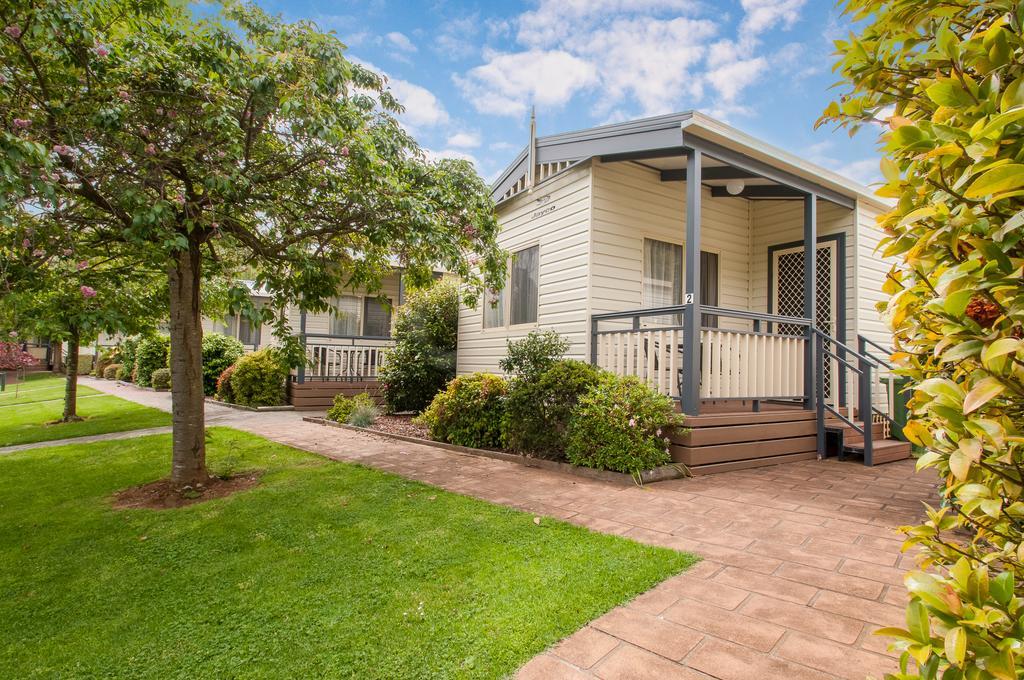 Warragul Gardens Holiday Park Bagian luar foto