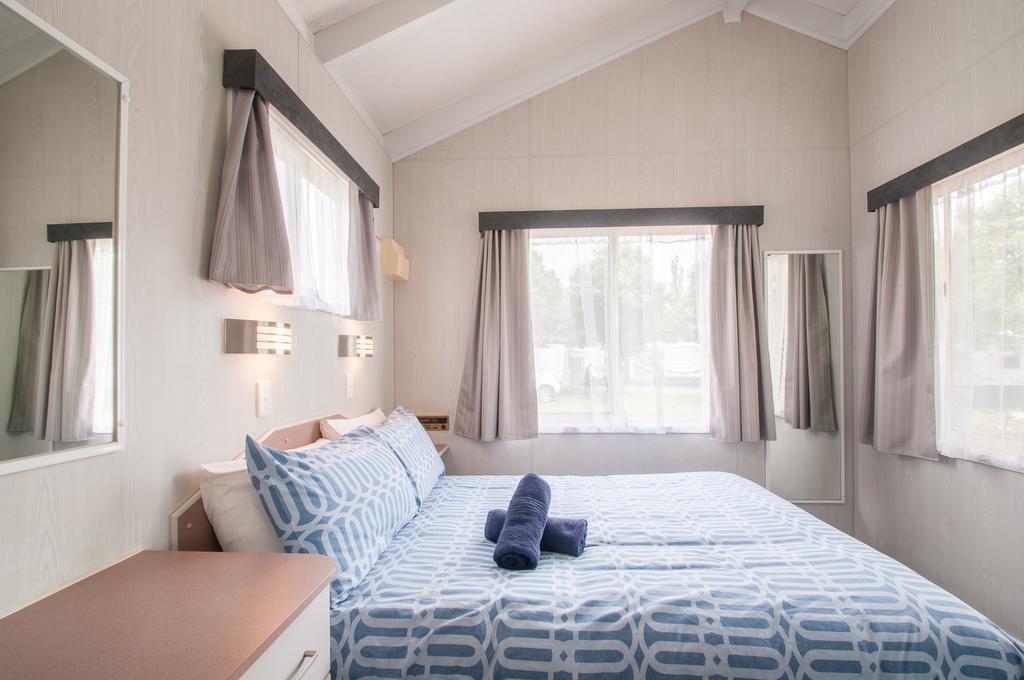 Warragul Gardens Holiday Park Bagian luar foto